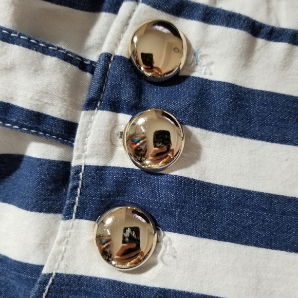 Dazzle Spirea Spring/Summer Shorts - Picture 2 of 4